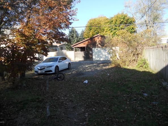 1614 Luzerne St, Scranton, PA 18504